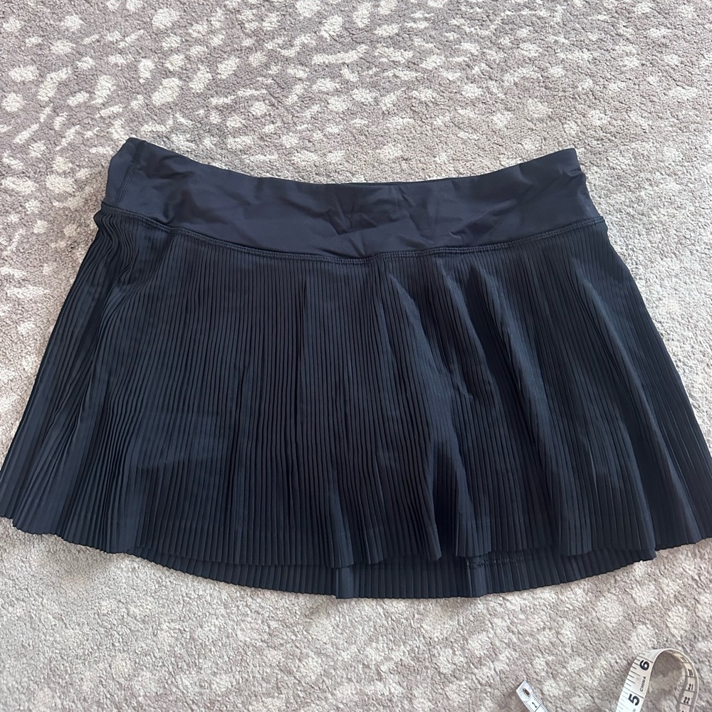 Lululemon Black Pleated Skort